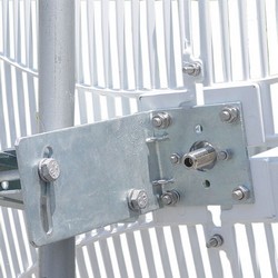 2.4 GHz,27 dBi,压铸小型化栅格天线, 集成N型公头连接器的图片