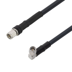 1.5英尺长低损耗SMA 公头至 SMA  直角公头电缆组件.使用Times Microwave公司的 LMR-240-DB 型号同轴电缆的图片